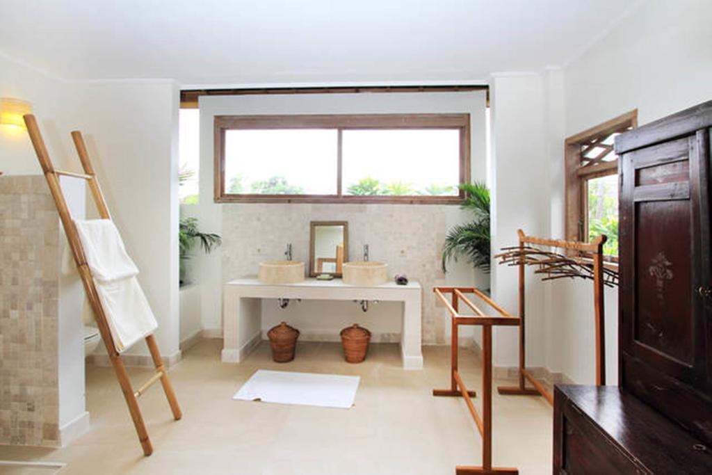 Villa Varuna Legian Chambre photo